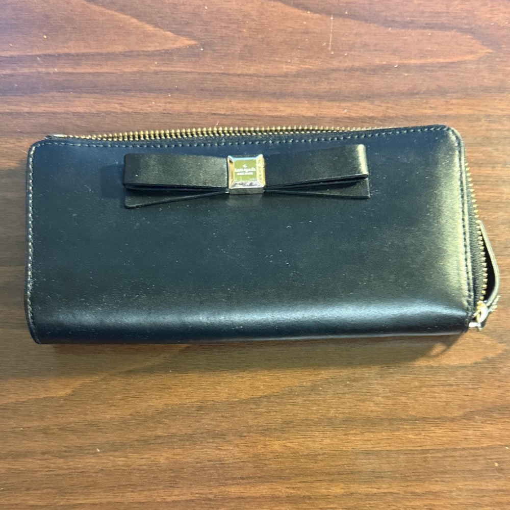 Kate Spade Elegant Black Key & Card Holder